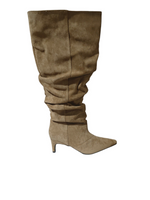 Botas Altas Ante Punta Fina