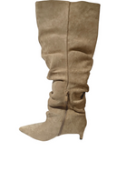 Botas Altas Ante Punta Fina